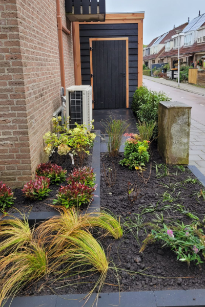 Deur naar overkapping