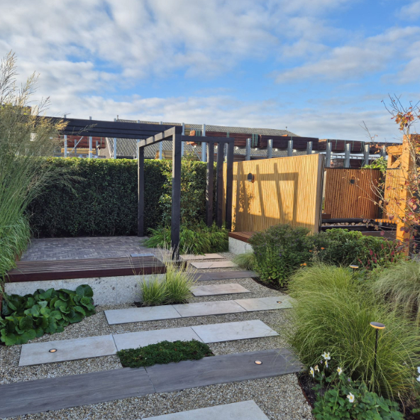 Organische tuin met veel groen